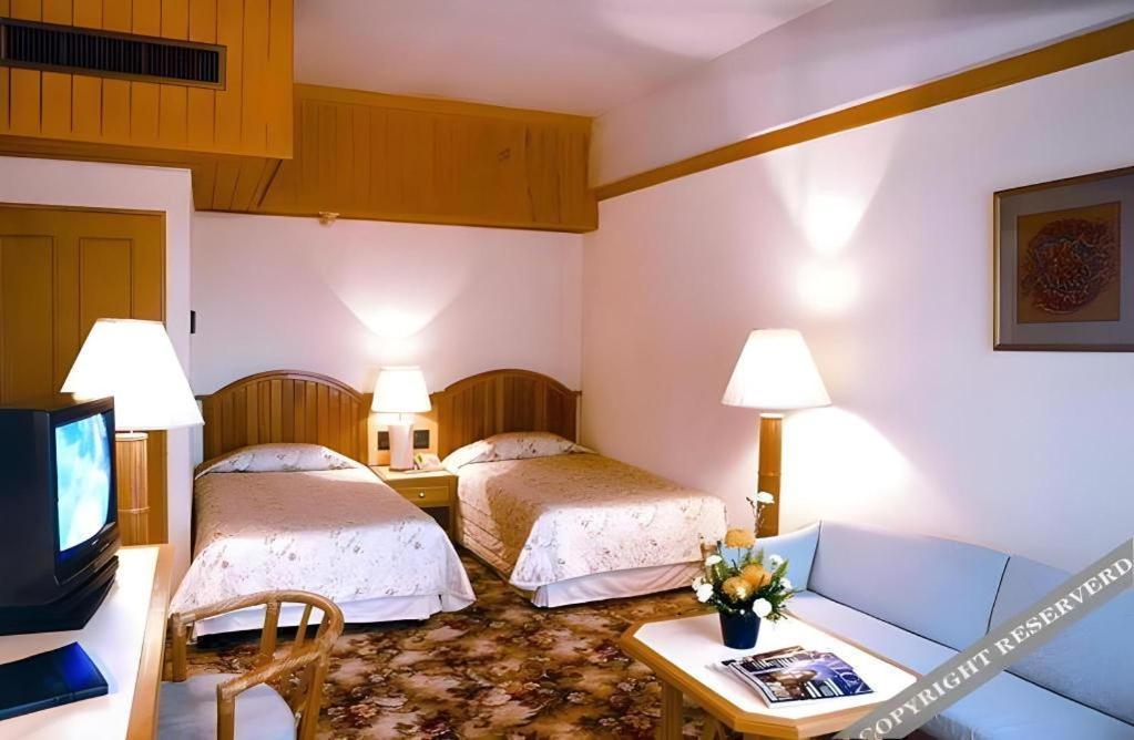 Ambassador City Jomtien Pattaya - Ocean Wing Hotel Na Chom Thian Ngoại thất bức ảnh