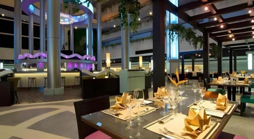 Ambassador City Jomtien Pattaya - Ocean Wing Hotel Na Chom Thian Ngoại thất bức ảnh
